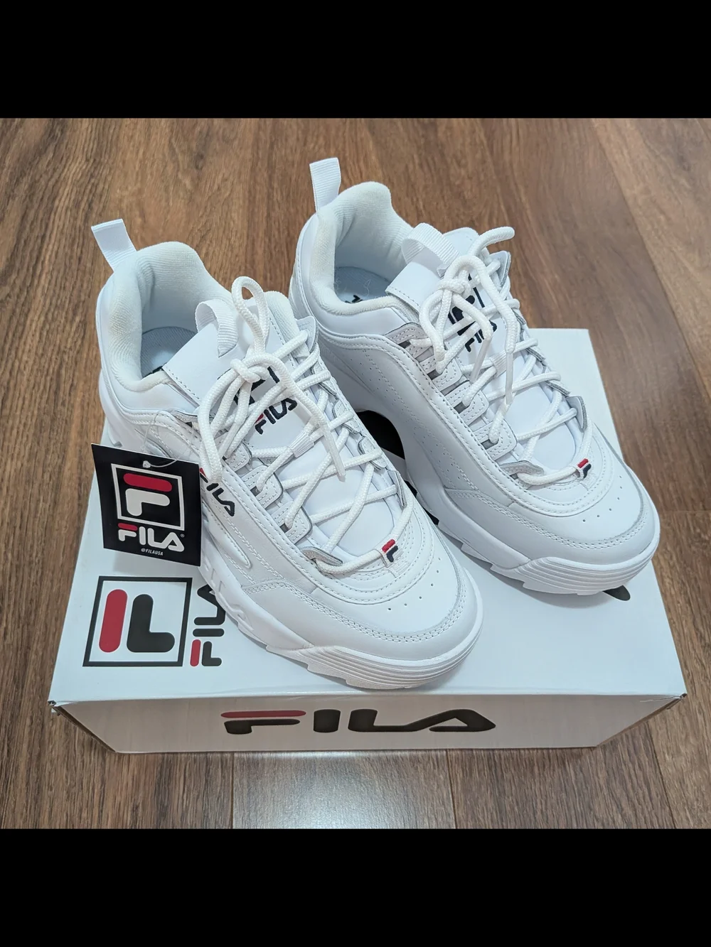 NWT FILA Women's White Disruptor II Premium Sneakers Size 7.5